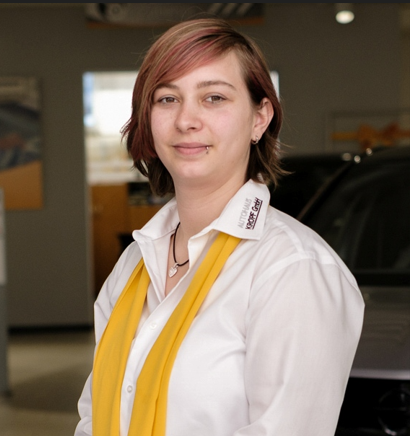 Frau Tamara Petermann